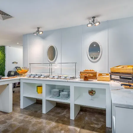 Cascais Hotel 3* Кашкайш