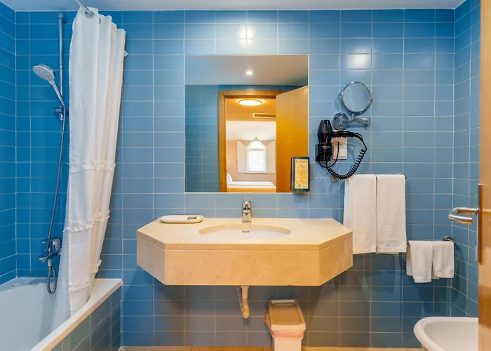 Cascais Hotel 3*